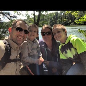 Meet your Posher, April